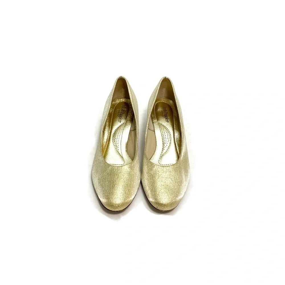 Vintage 1960s vegan gold lamé fabric formal dress heels